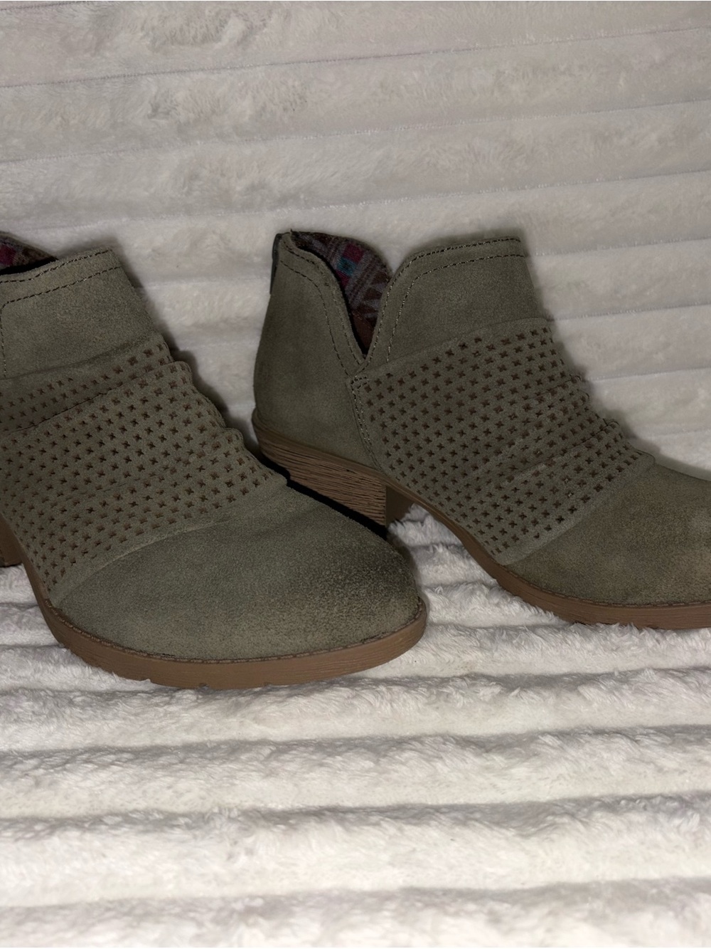 Earths Origins Perforated Suede Ankle Booties in Olive Green 8M